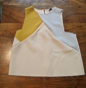 Topshop - Sleeveless Shell | Size 4 | Colorblock White, Gray/Blue & Gold